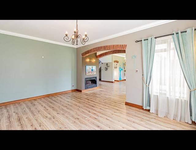 5 BEDROOM PROPERTY TO RENT IN IRENE GLEN